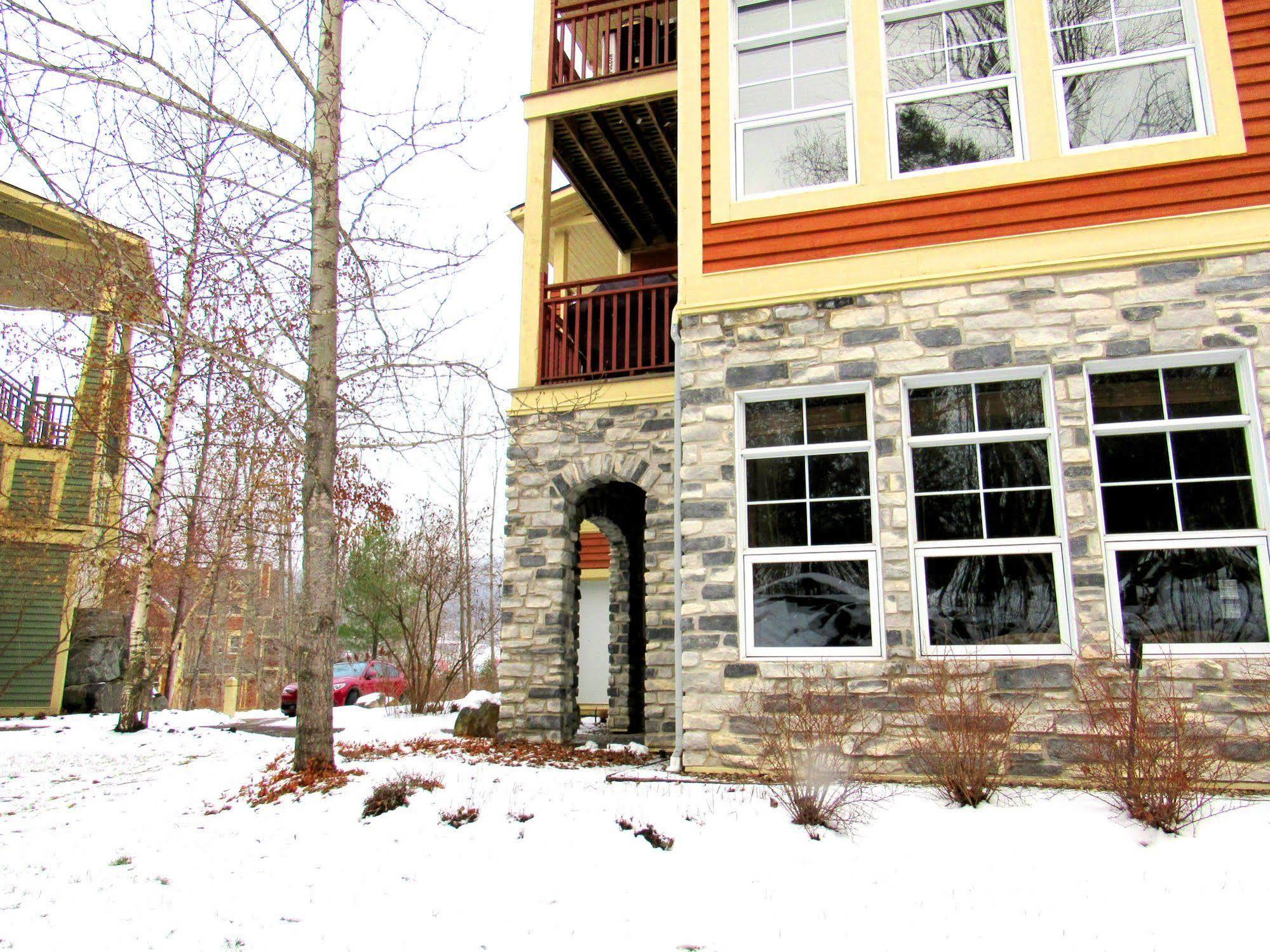 Apartamento Tremblant Les Eaux - Location Adp Mont-Tremblant Exterior foto