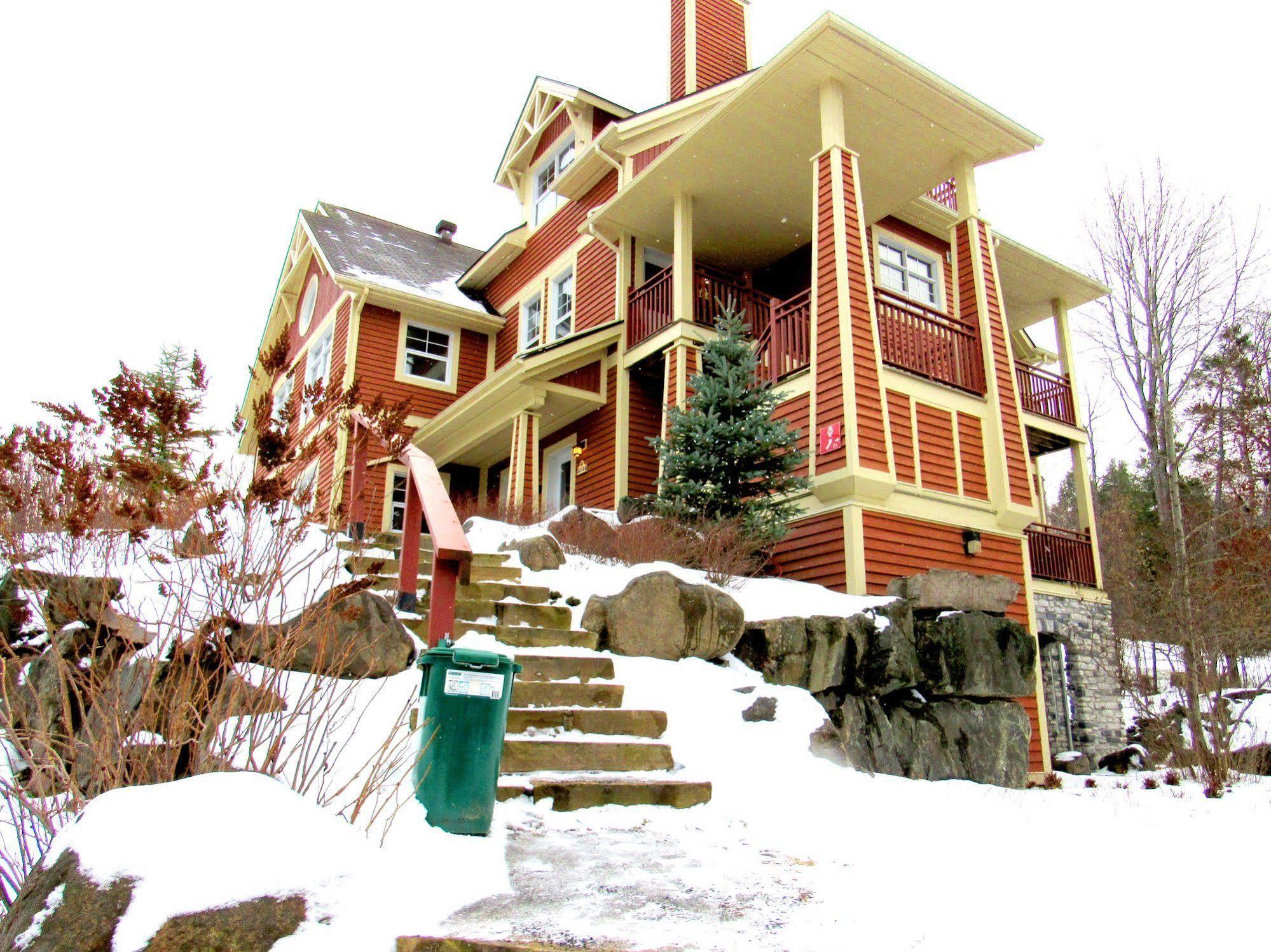 Apartamento Tremblant Les Eaux - Location Adp Mont-Tremblant Exterior foto