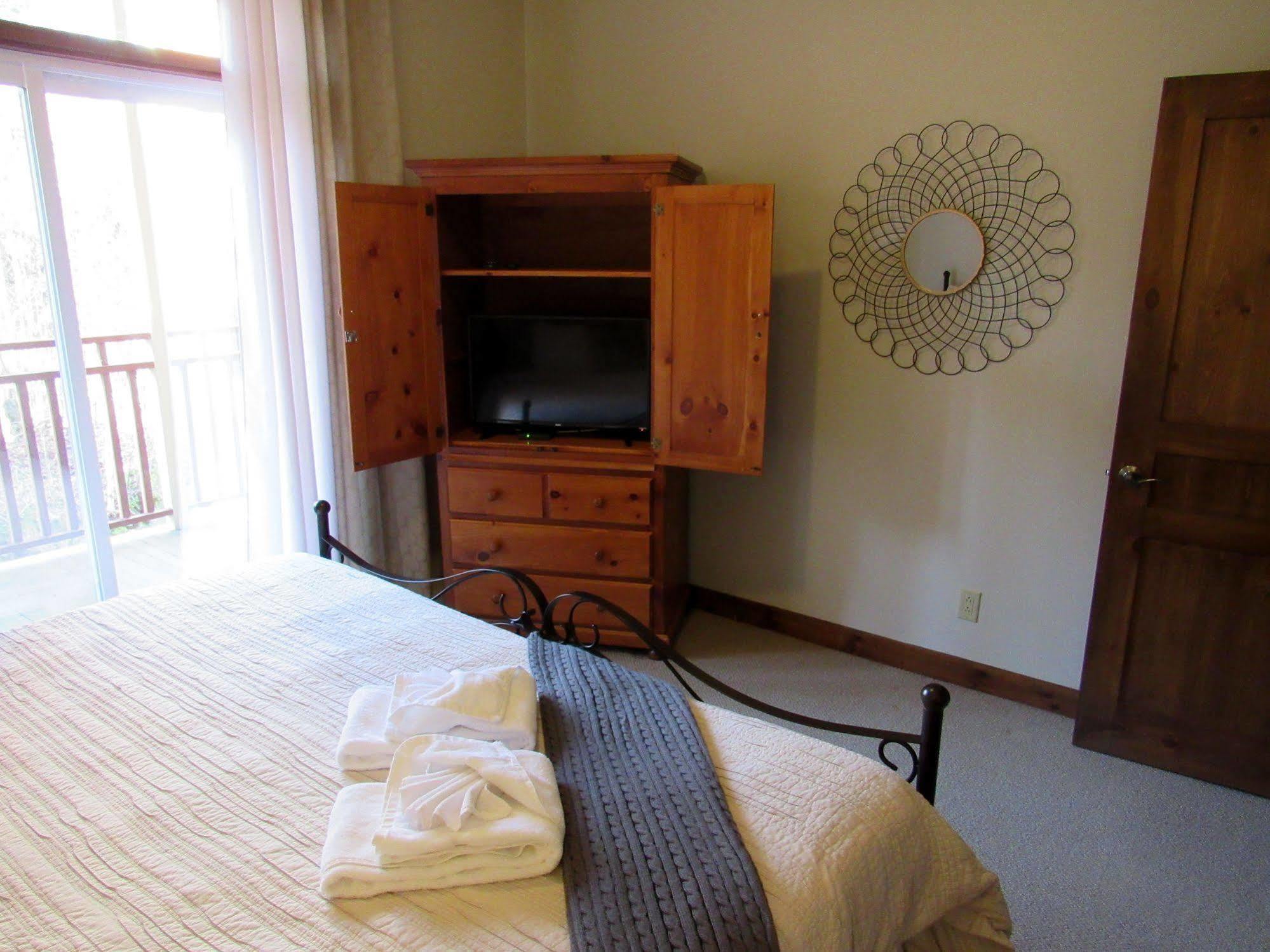Apartamento Tremblant Les Eaux - Location Adp Mont-Tremblant Exterior foto