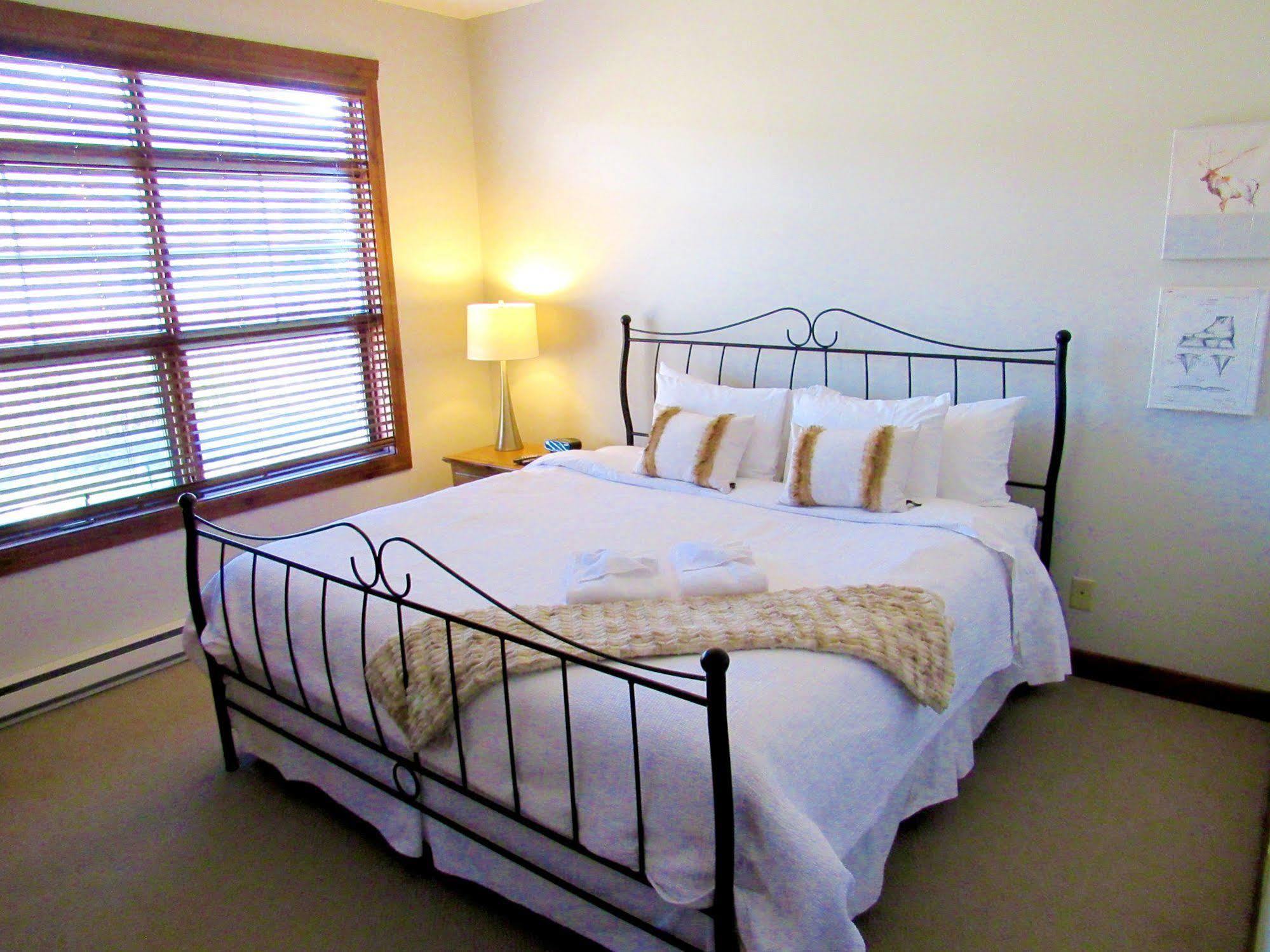 Apartamento Tremblant Les Eaux - Location Adp Mont-Tremblant Exterior foto