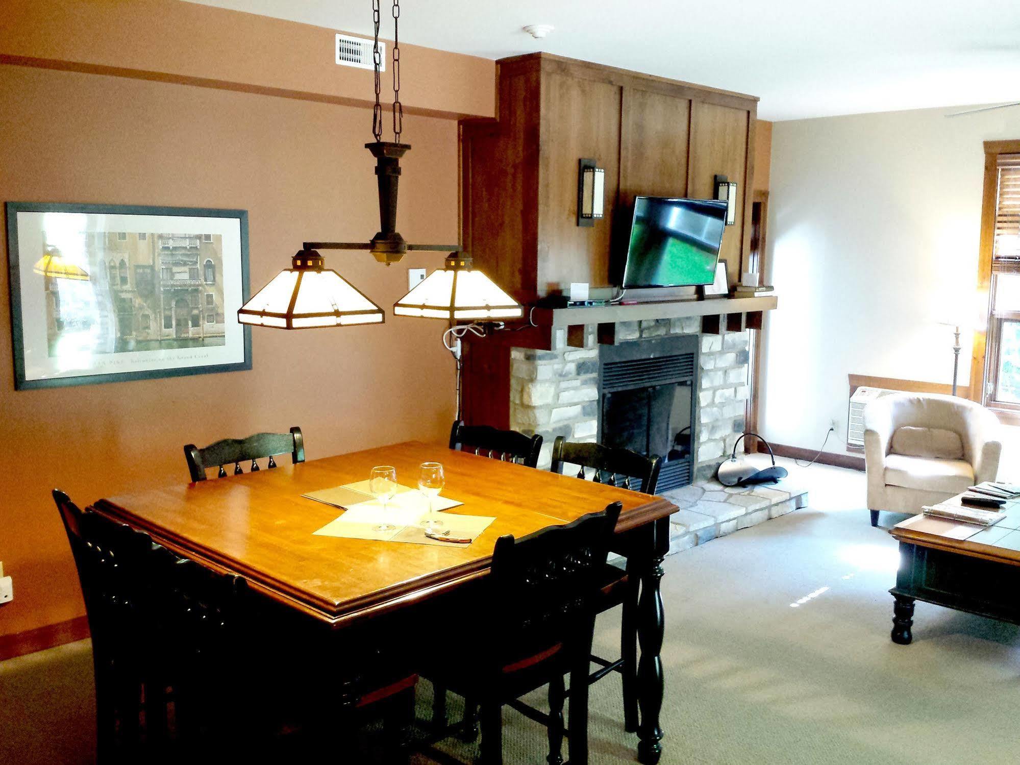 Apartamento Tremblant Les Eaux - Location Adp Mont-Tremblant Exterior foto